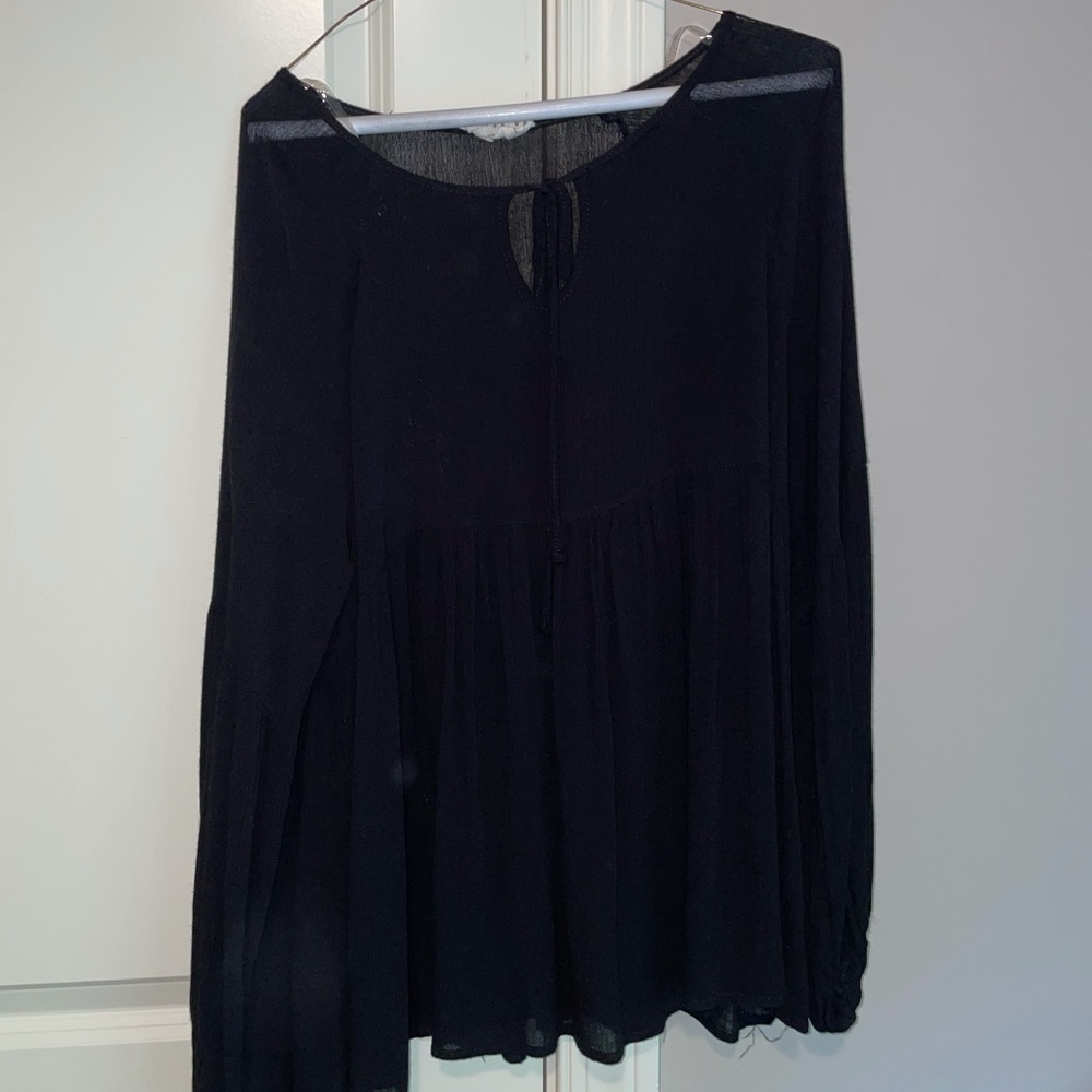 Black Flowy Top
